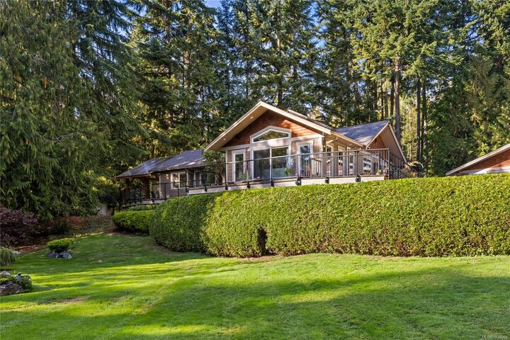 Property Photo: 3061 Renfrew Rd BC V8H 2E4