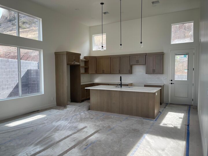 Property Photo: 458 N 250 E UT 84745