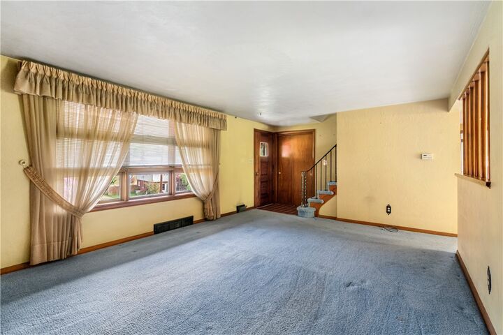 Property Photo:  1144 Sarah St  PA 15102 