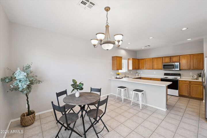Property Photo:  1750 W Union Hills Drive 23  AZ 85027 