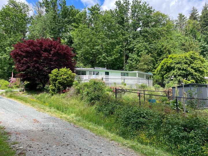 43201 Lougheed Highway 89 — photo 1