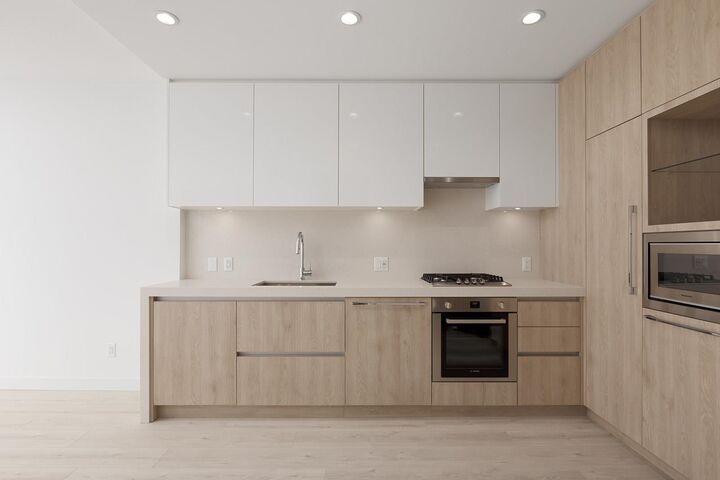 Property Photo:  6080 McKay Avenue 1210  BC V5H 0J4 