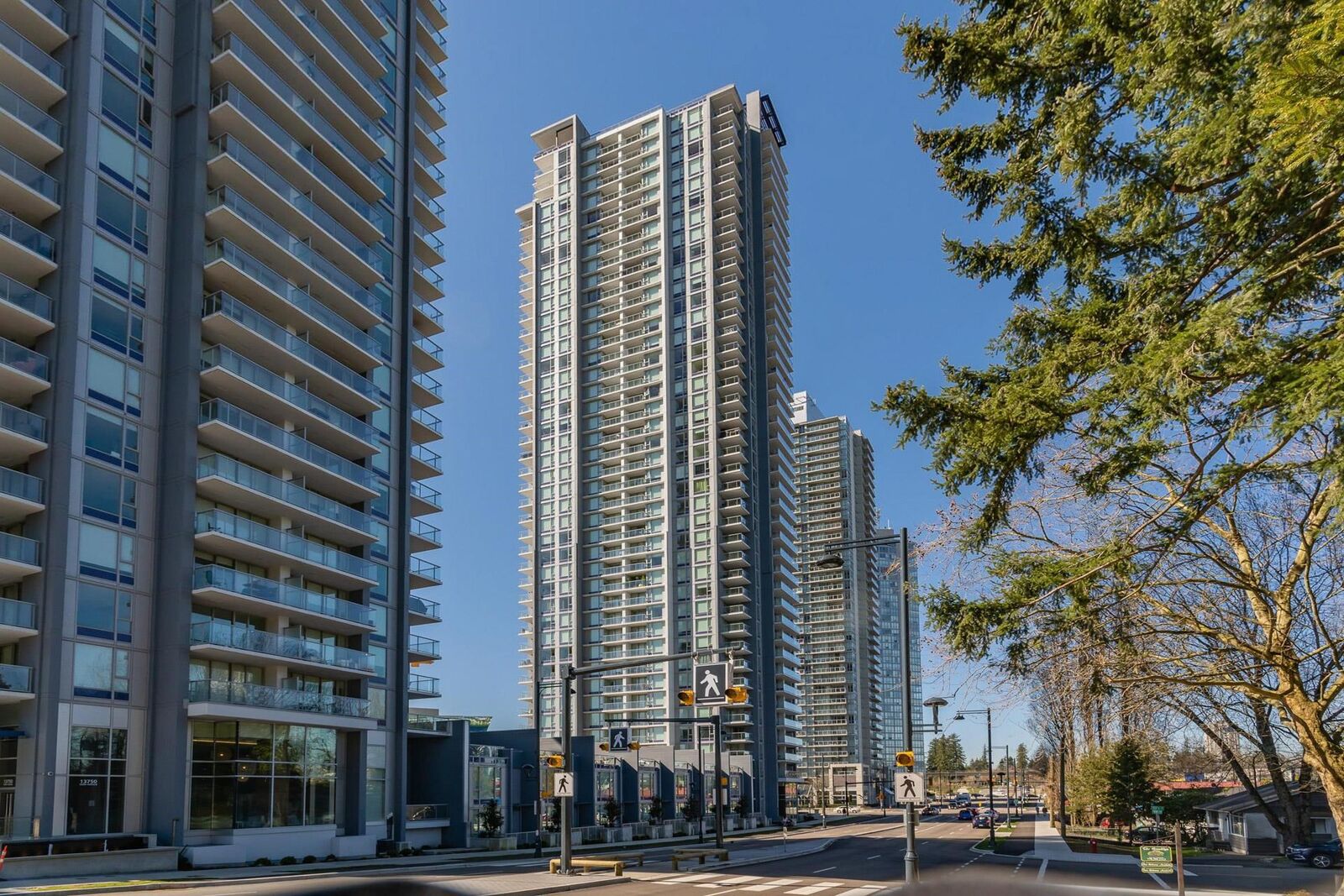 Property Photo: 13696 100 Avenue 4701 BC V3T 0L5