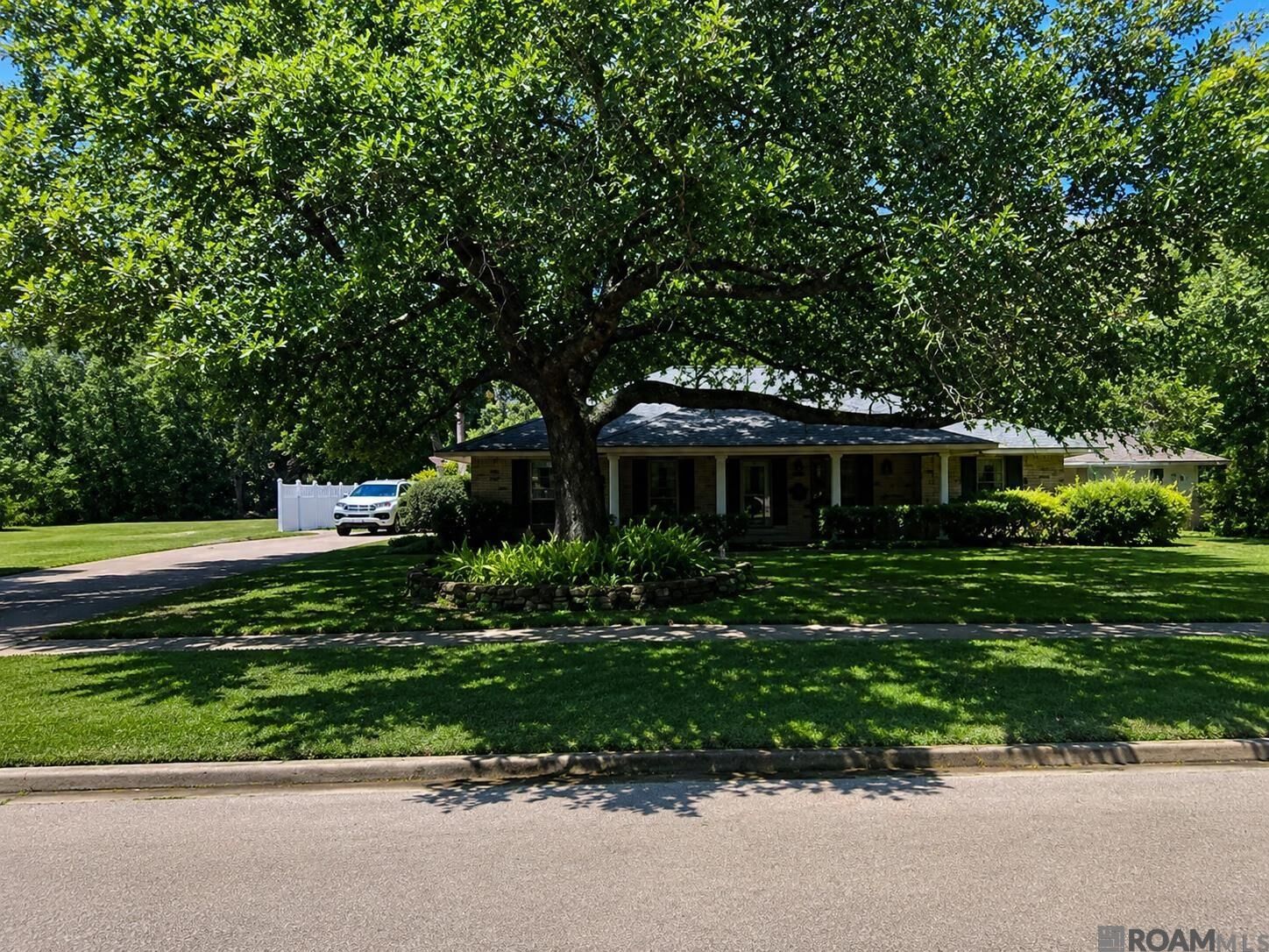 Property Photo:  1328 Havenwood Dr  LA 70815 