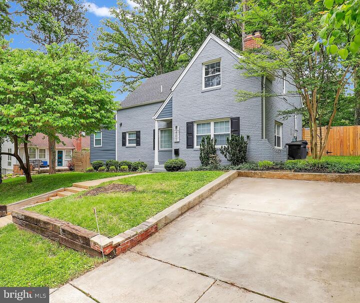 Property Photo:  8407 Hartford Avenue  MD 20910 