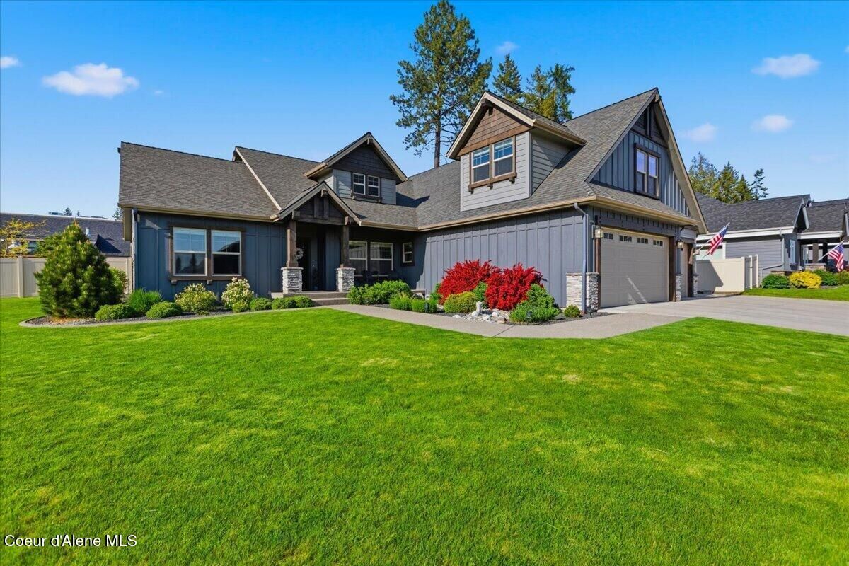 Property Photo:  1037 E Gravelstone Ct  ID 83835 