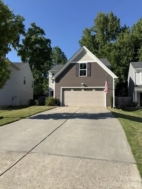 Property Photo:  1631 Hooper Court  NC 28212 