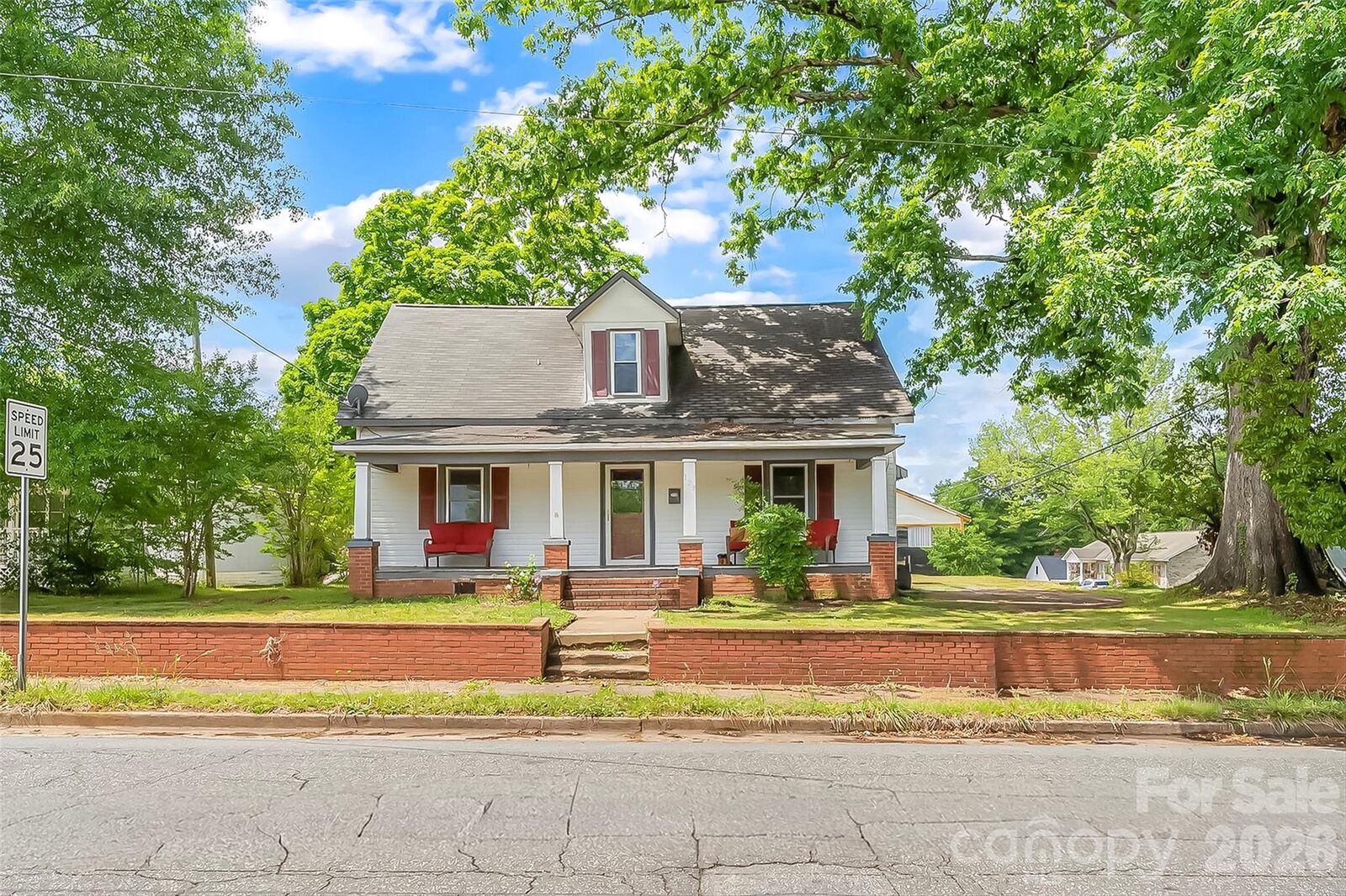 Property Photo:  137 12th Street NW  NC 28601 