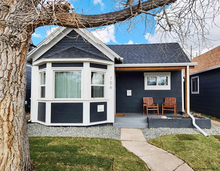 Property Photo: 706 W 26th St WY 82001