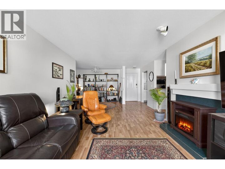 Property Photo:  650 3 Street Southwest 310  BC V1E 1P6 