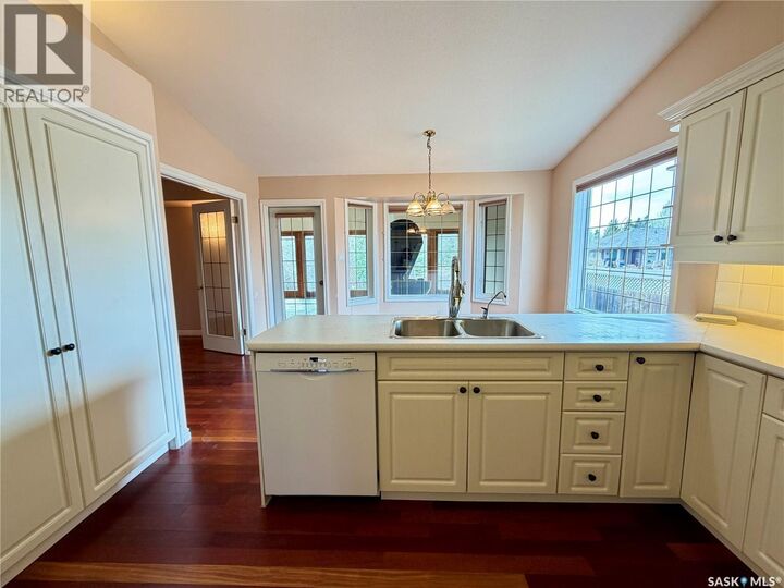Property Photo:  616 3rd Street E  SK S0J 2M0 