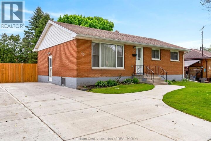 35 Peter Street — photo 1
