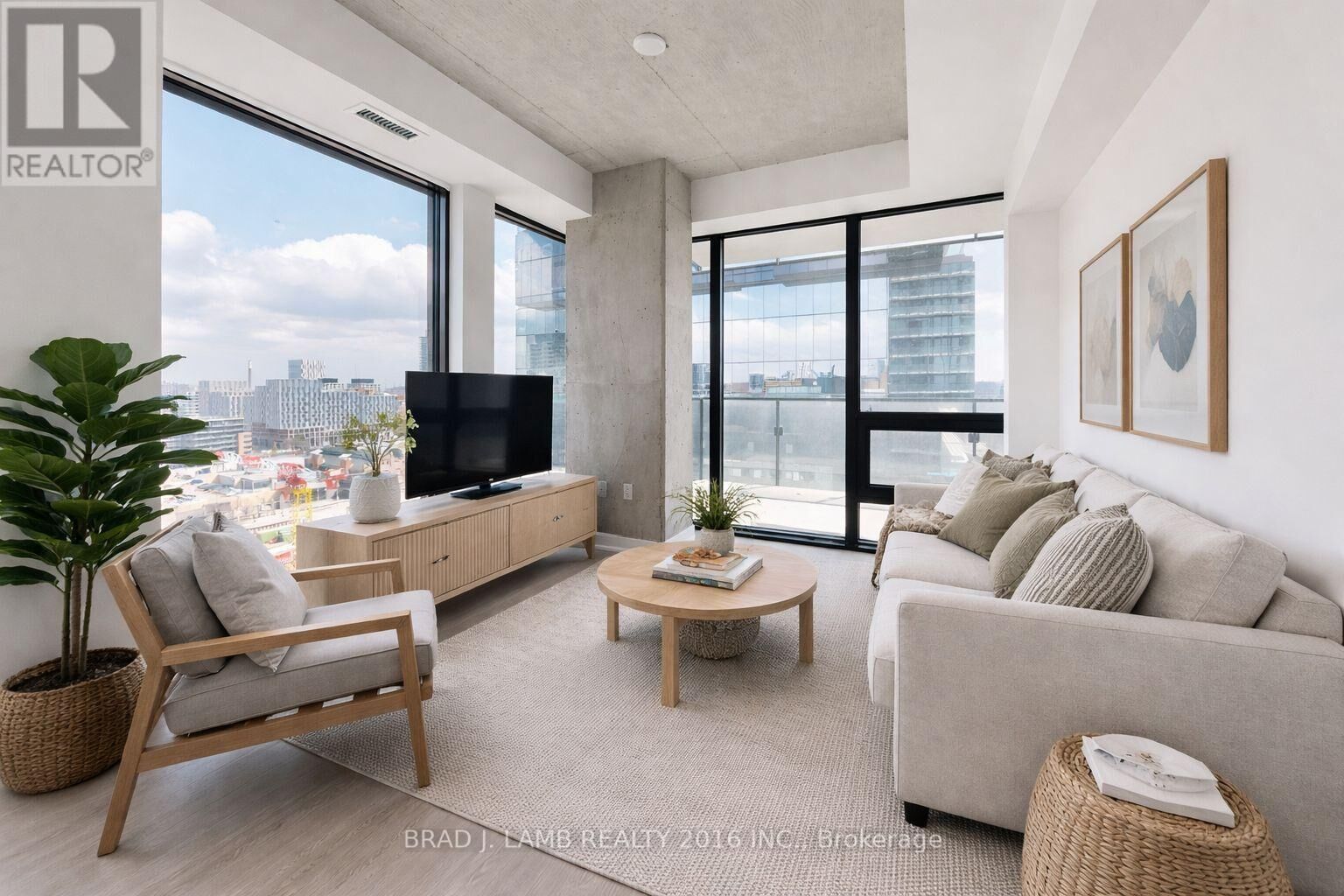Property Photo:  284 King Street East 1302  ON M5A 1K4 