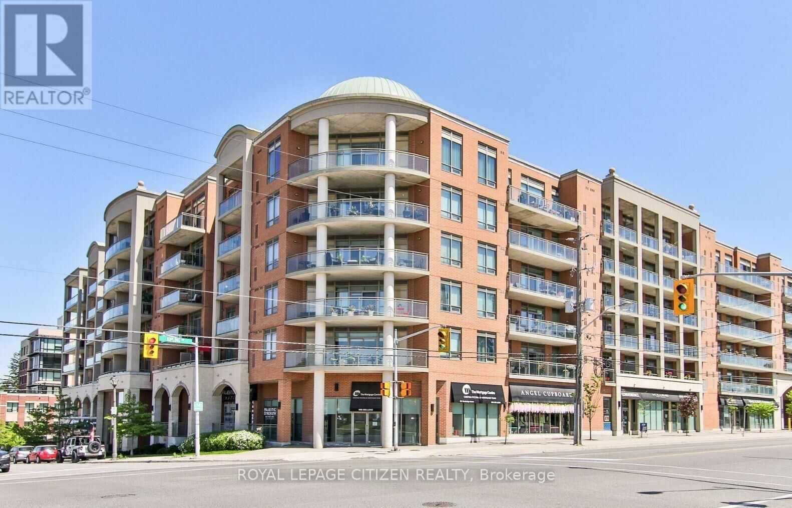 Property Photo:  281 Woodbridge Avenue 613  ON L4L 0C6 