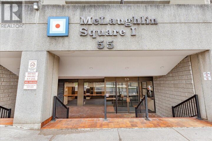 Property Photo:  55 William Street East 14  ON L1G 7C9 