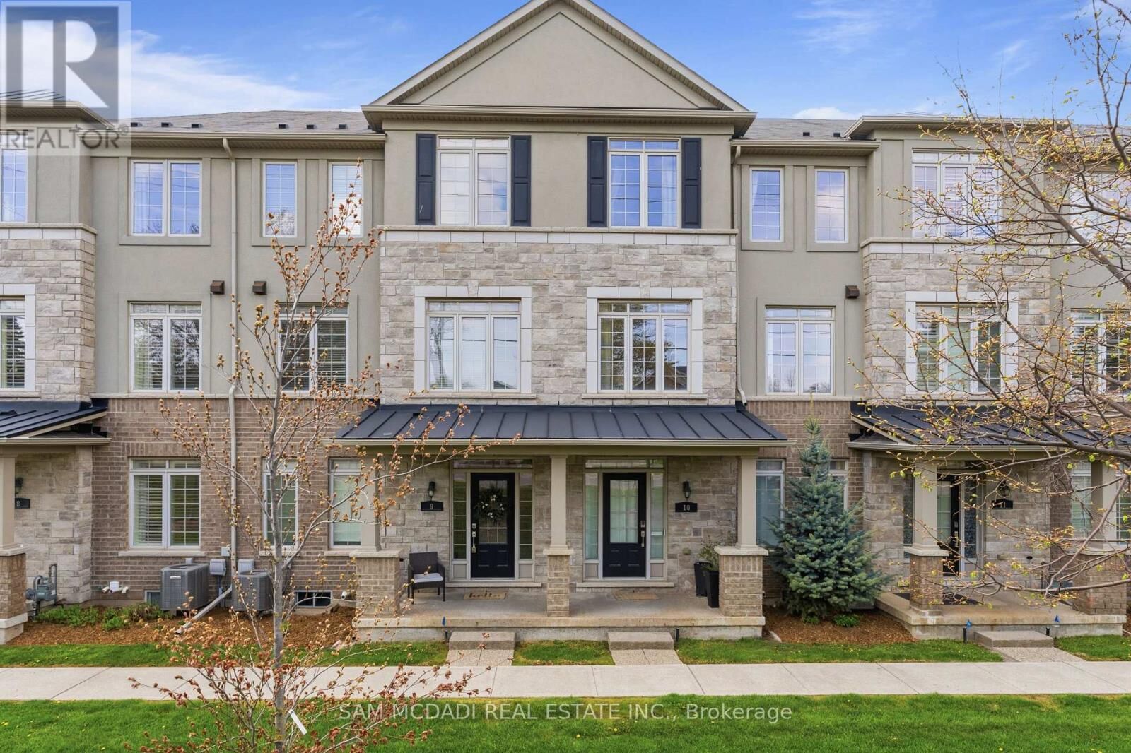 Property Photo:  215 Dundas Street East 9  ON L8B 0X2 