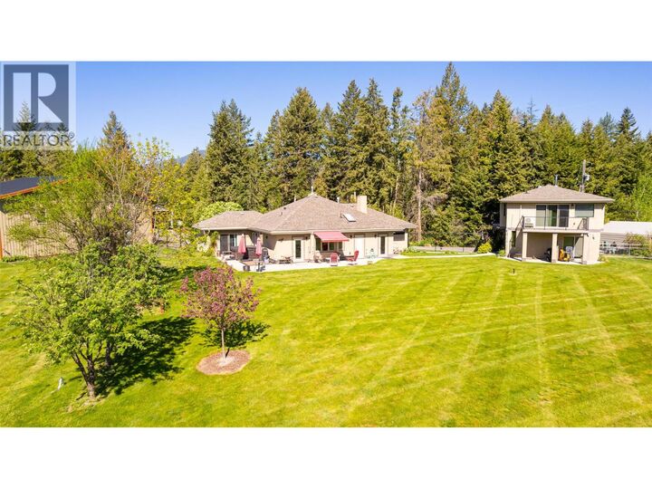 Property Photo:  210 21 Highway  BC V0B 1G2 