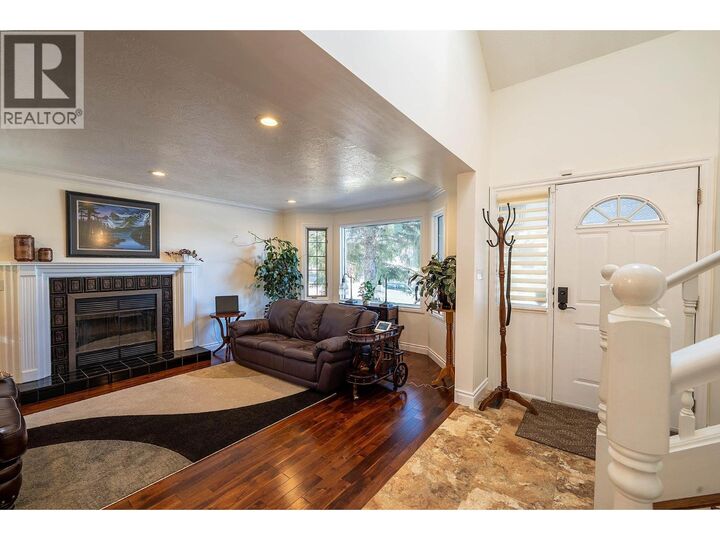 Property Photo:  11415 92 Street  BC V1J 5E8 