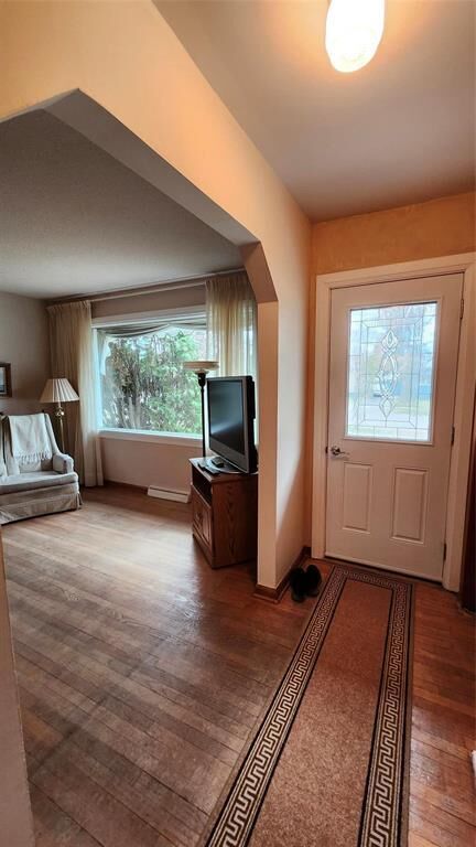 Property Photo:  653 24th Street  MB R7B 1X8 