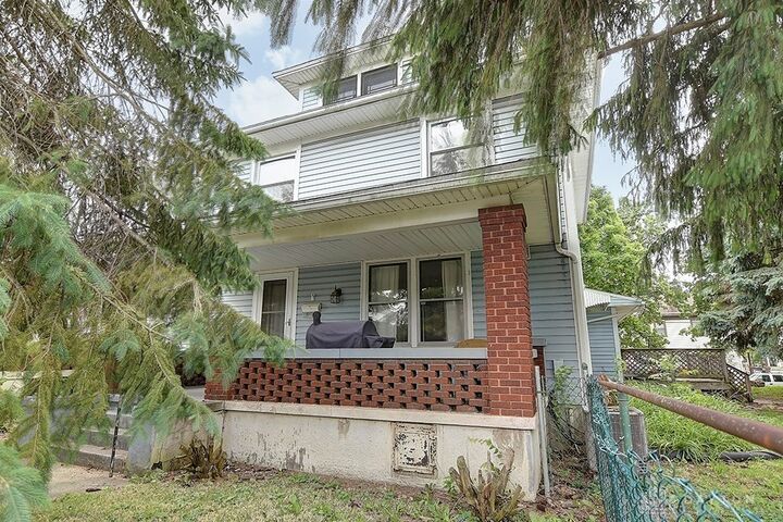 Property Photo:  1010 Wyoming Street  OH 45410 