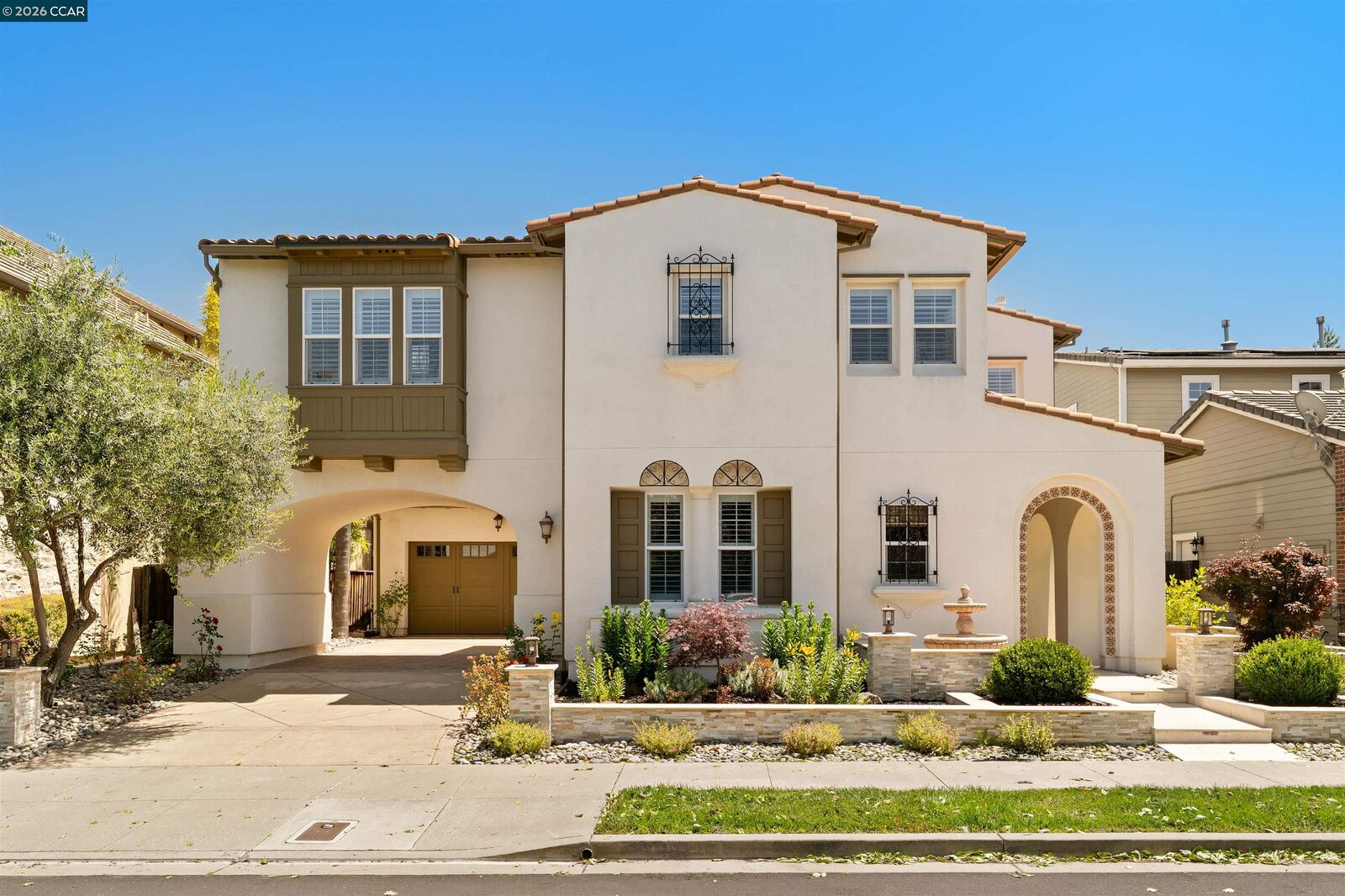 Property Photo:  5325 Pembroke Way  CA 94582 