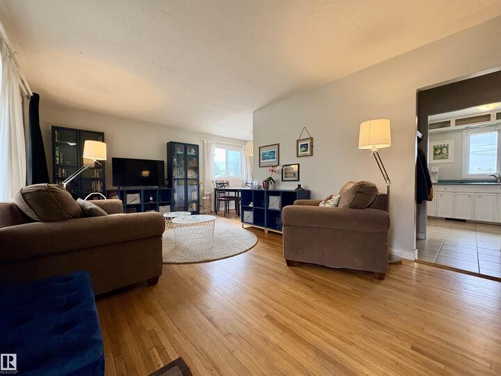 Property Photo:  9103 131 Avenue NW  AB T5E 0W1 
