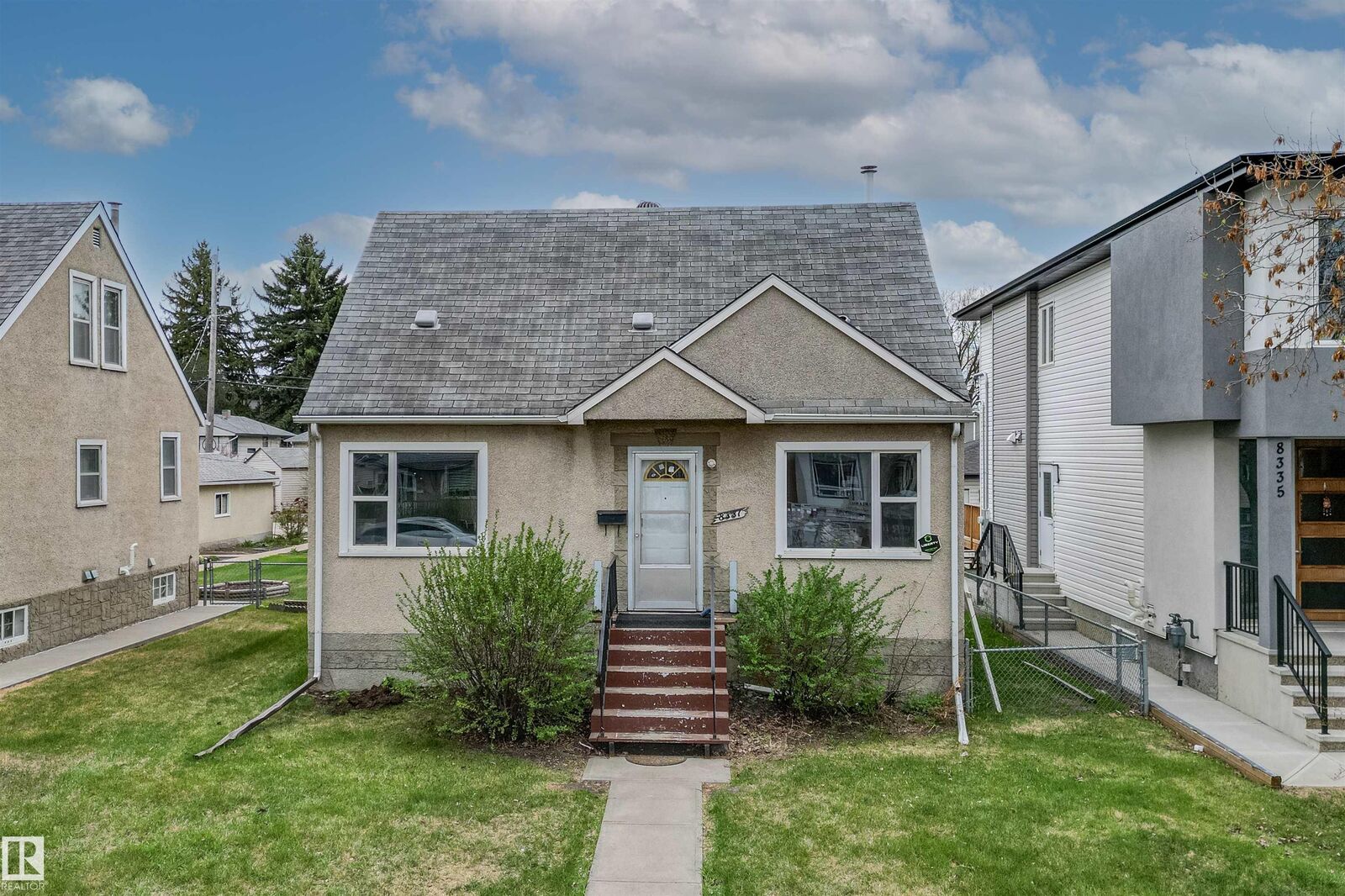 Property Photo:  8331 81 Avenue NW  AB T6C 0W1 