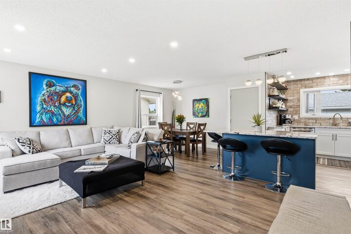 Property Photo:  11611 151 Avenue NW  AB T5X 1C5 