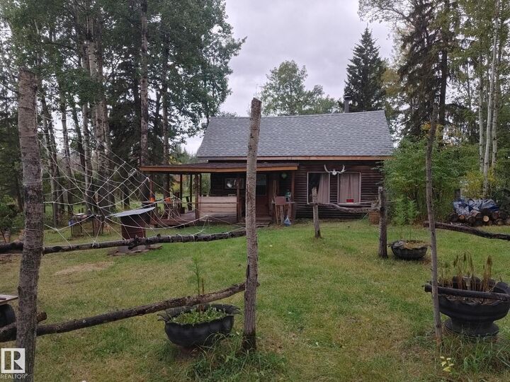 Property Photo:  6021 Twp Road 571  AB T0E 0J0 