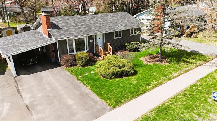 Property Photo:  730 Irvine Street  NB E3A 3E8 