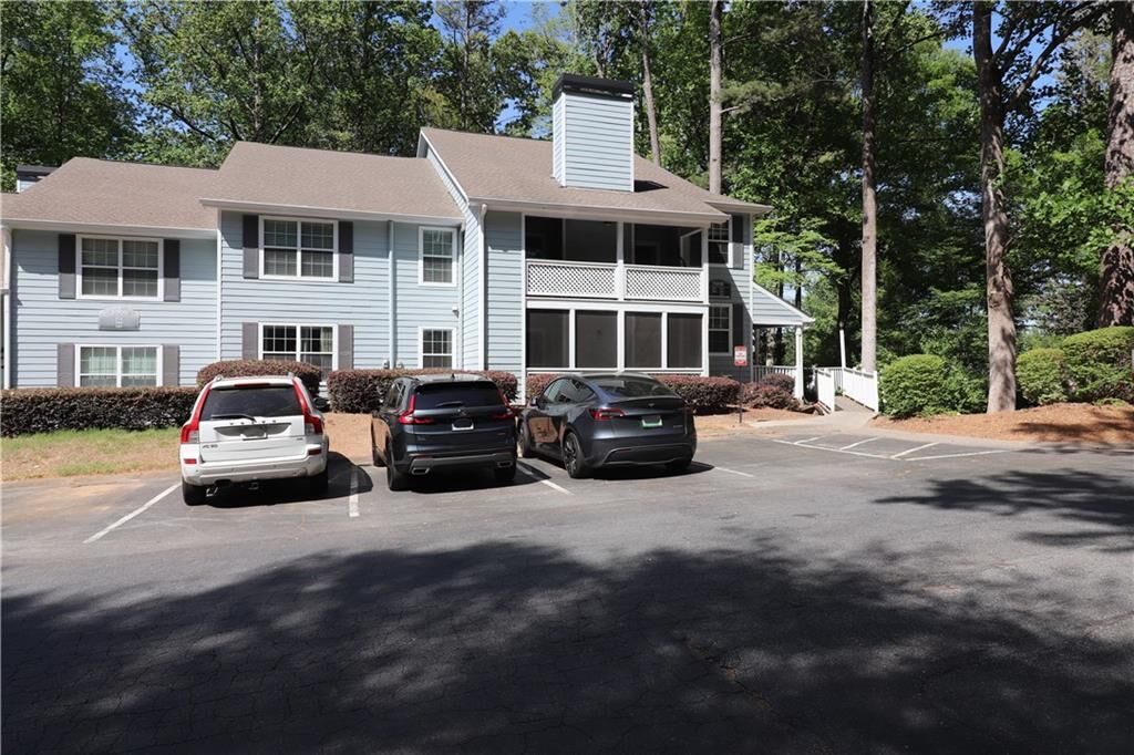 Property Photo:  3900 Riverlook Parkway SE 210  GA 30067 
