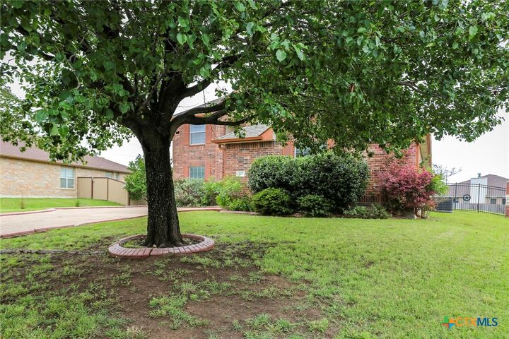 Property Photo:  419 Reservation Drive  TX 75648 