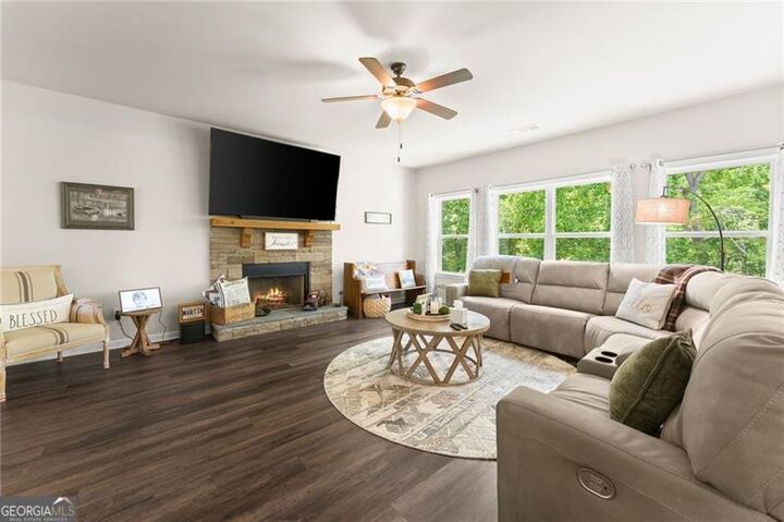 Property Photo: 176 Whelchel Valley Drive GA 30534