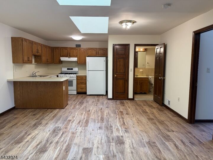 Property Photo: 551 Valley Rd 2 NJ 07043