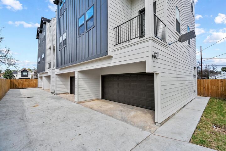 Property Photo:  4205 Allston Street A  TX 77018 
