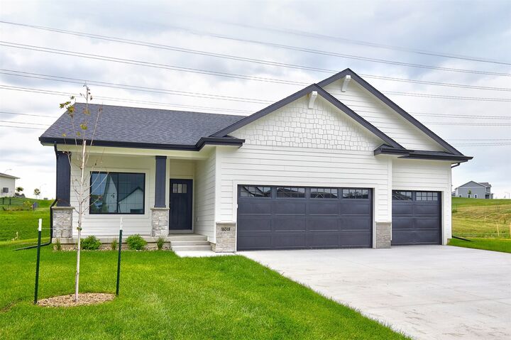 Property Photo: 16318 Ironwood Lane IA 50323