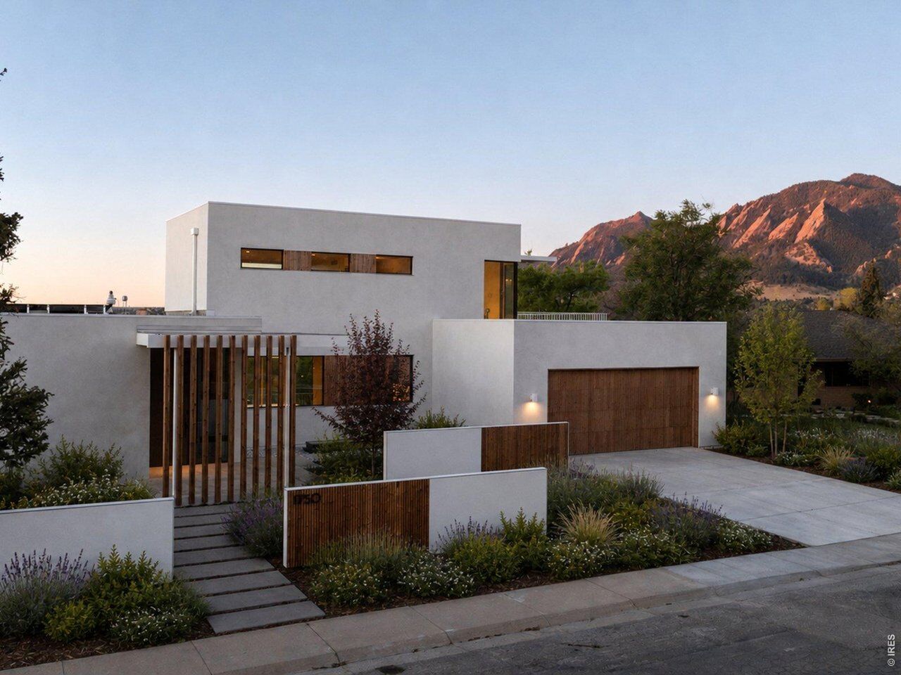 Property Photo:  1750 Sunset Blvd  CO 80304 