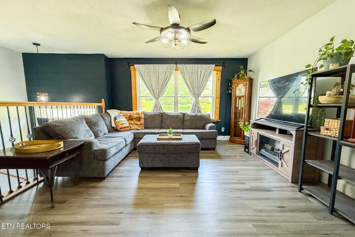 Property Photo:  7732 Cranley Rd  TN 37849 