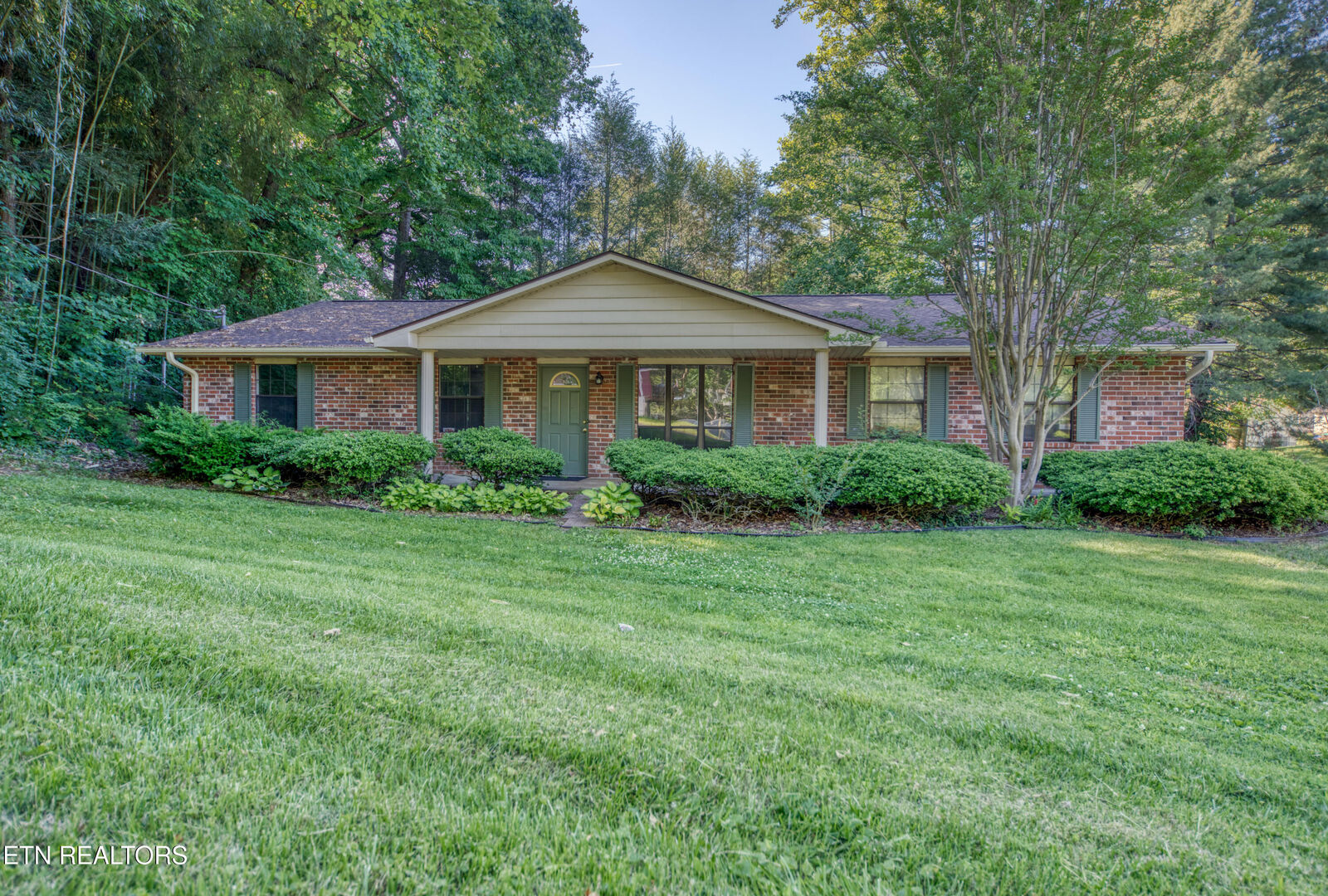 Property Photo:  4521 Crestfield Rd  TN 37921 