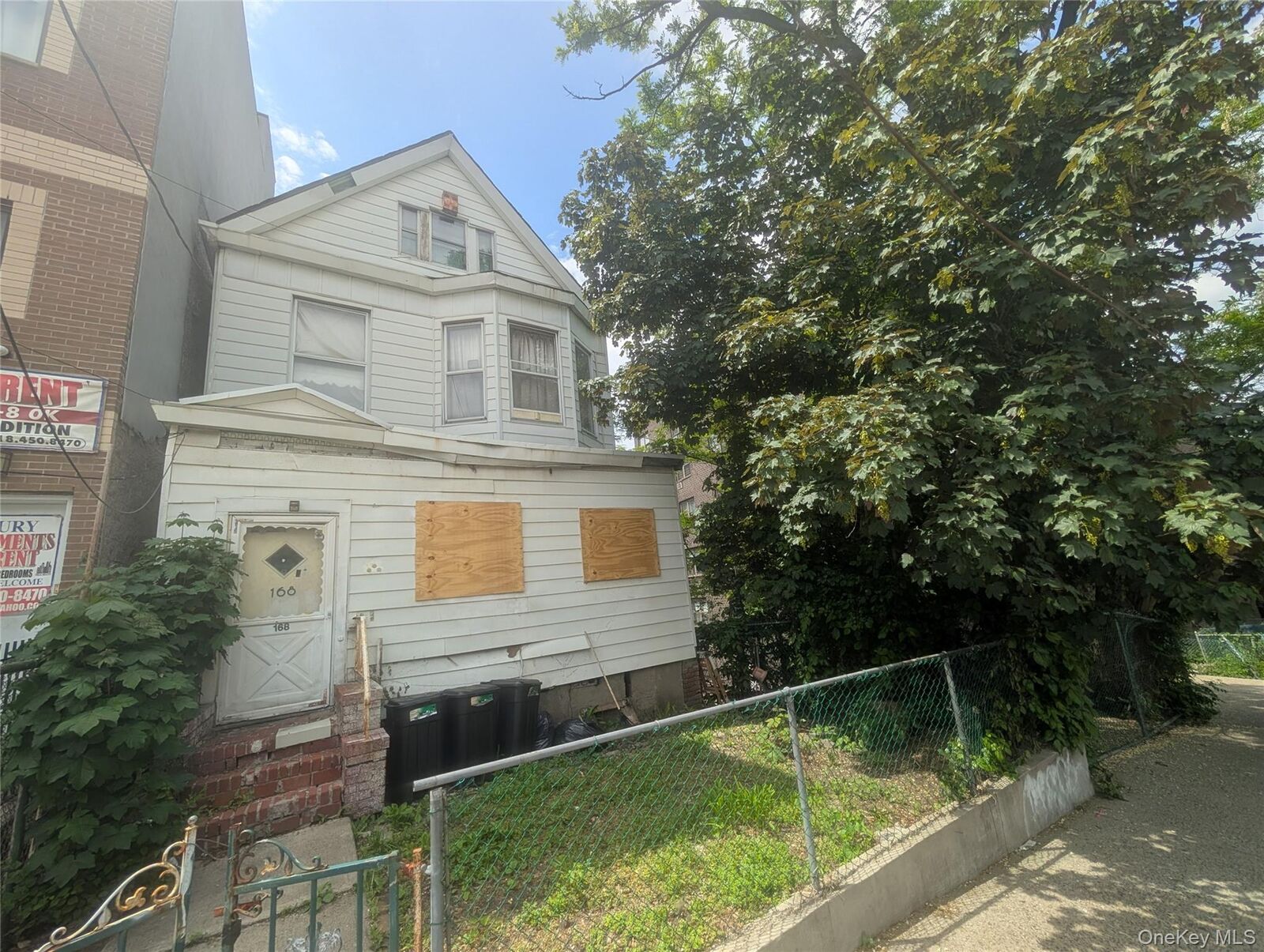 Property Photo: 168 W Kingsbridge Road NY 10463