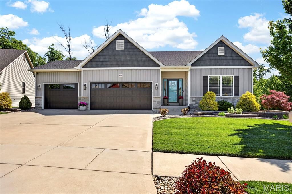 Property Photo:  829 Mule Creek Drive  MO 63385 