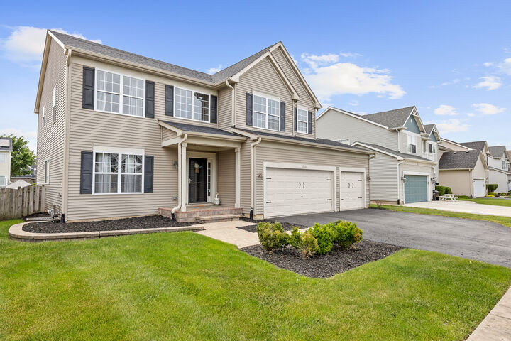 Property Photo:  2321 Amsterdam Circle  IL 60538 
