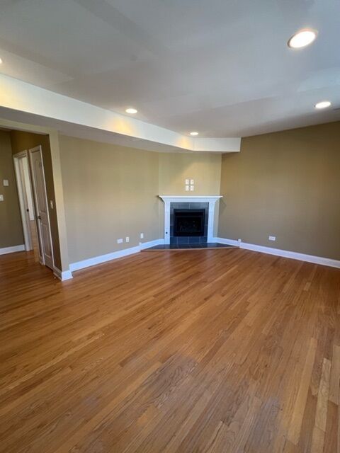 Property Photo:  7411 N Hoyne Avenue 2  IL 60645 