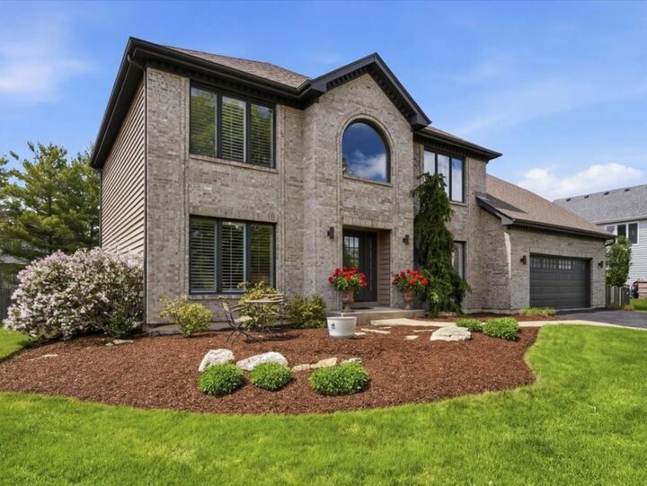 Property Photo: 2607 Bangert Court IL 60564