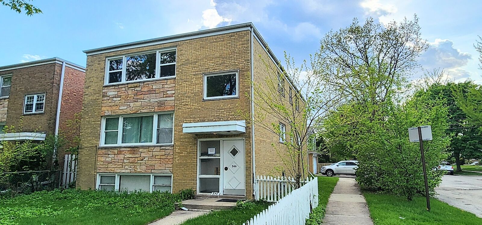 Property Photo:  546 Dodge Avenue  IL 60202 