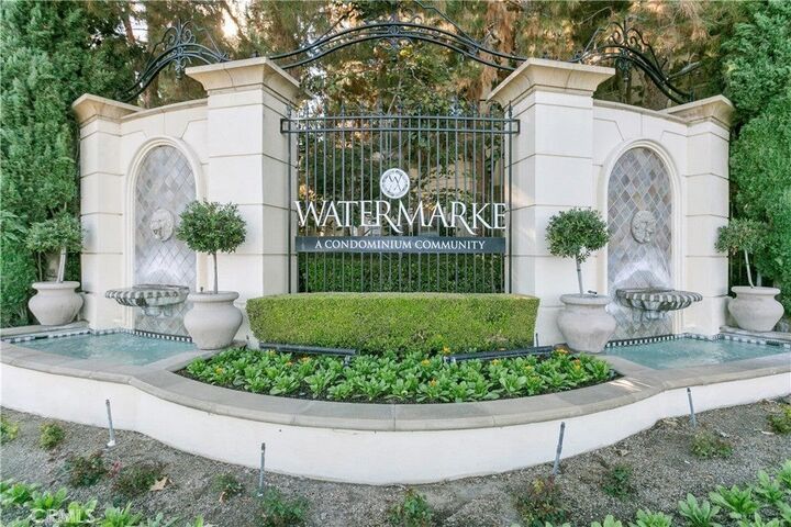 Property Photo:  3241 Watermarke  CA 92612 