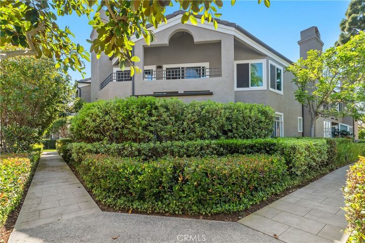 Property Photo:  66 Baycrest Court  CA 92660 