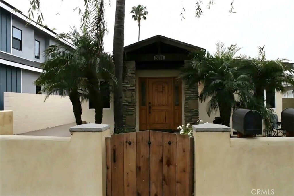 Property Photo:  5138 W 135th  CA 90250 