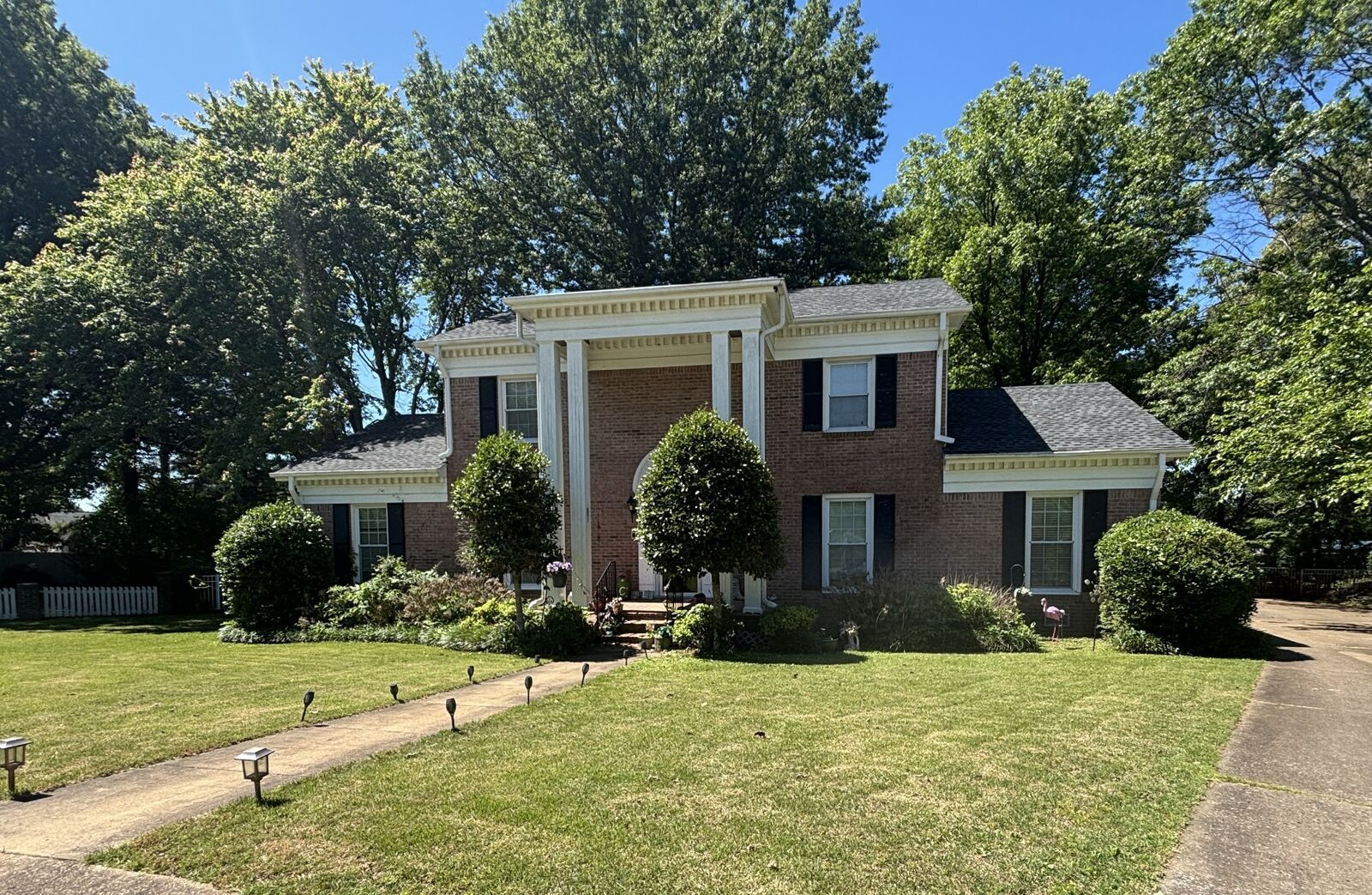 Property Photo: 5 Maryville Cv TN 38301