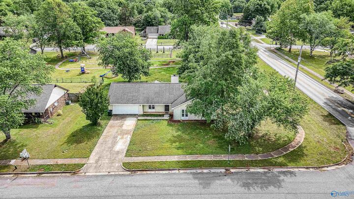Property Photo:  149 Bibb Drive  AL 35758 